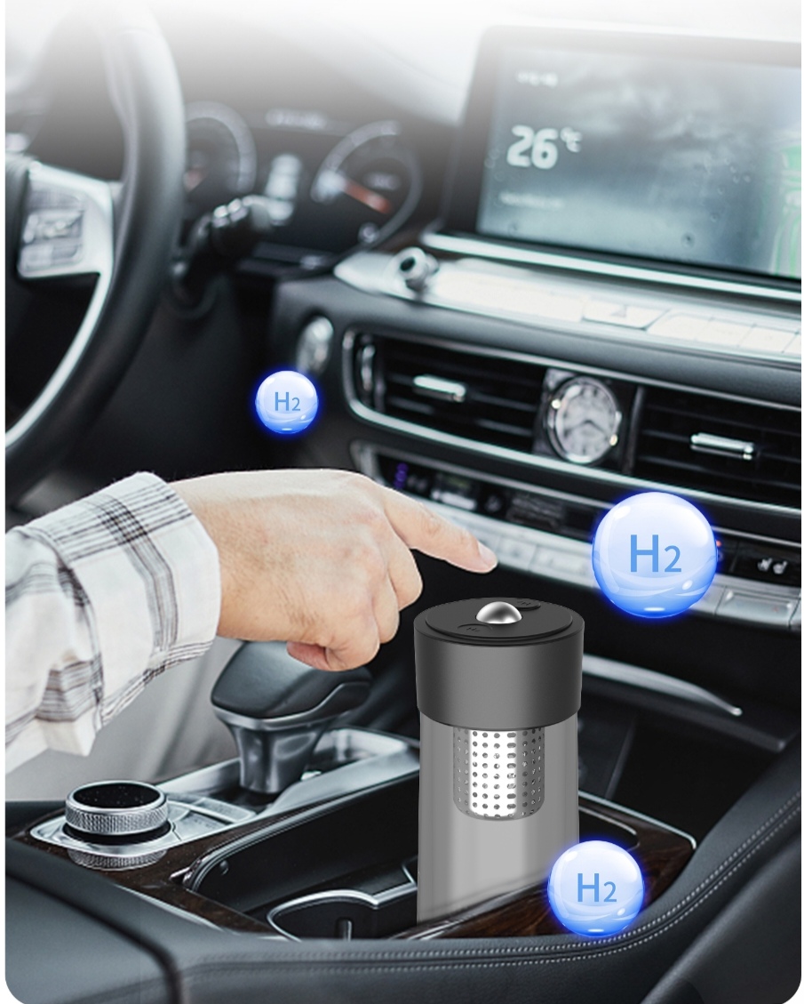 Hydrogen Water Bottle Lifestyle Shot